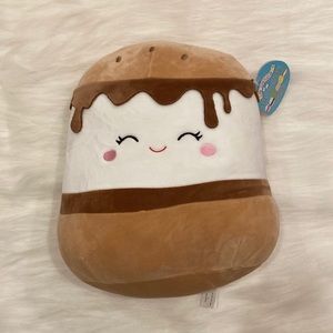 Carmelita the S’more 12” Squishmallow